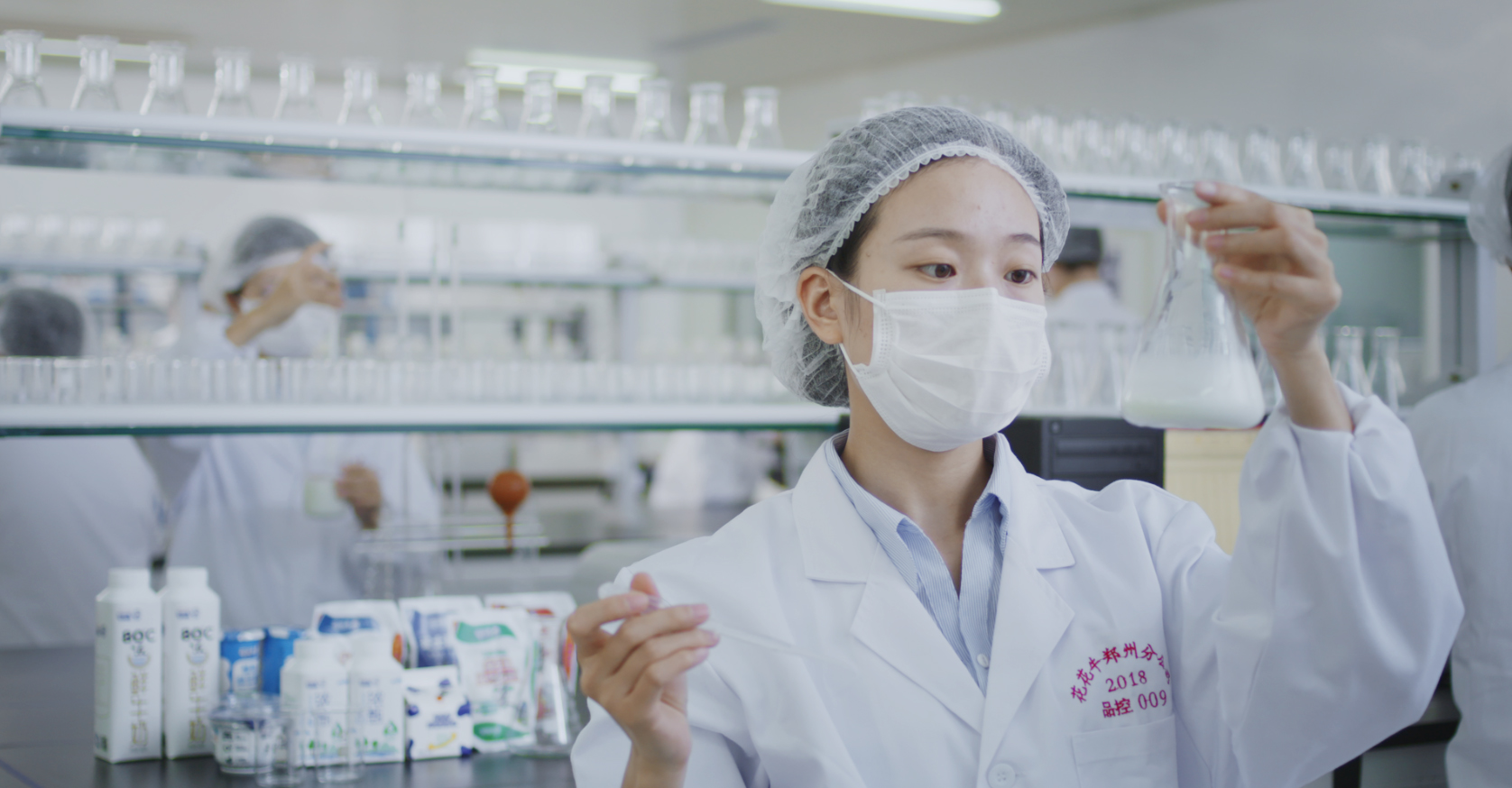 榮膺乳業三大金獎，花花牛以產業融合發展推進奶業高質量發展