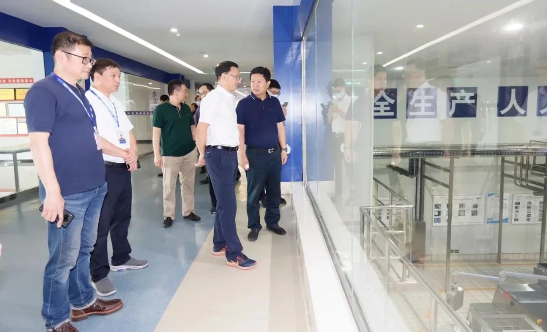 快訊 | 湖北省農(nóng)業(yè)廳副廳長王海濤等領導一行蒞臨河南花花牛乳業(yè)集團參觀調(diào)研