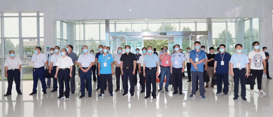 鄭州市安全生產雙重預防體系建設現場觀摩會在花花牛乳業集團鄭州分公司召開