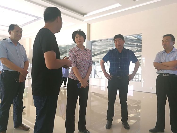 駐馬店市委常委、統戰部長姚新文 蒞臨花花牛乳業集團總部調研
