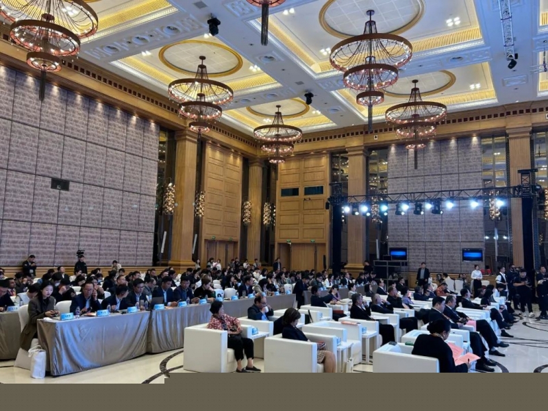 快訊丨花花牛乳業(yè)集團亮相中國(河南)—東盟人文交流月啟幕會